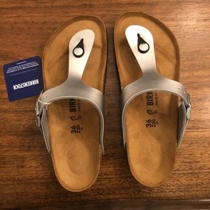 NWT SILVER BIRKENSTOCK GIZEH SIZE 36